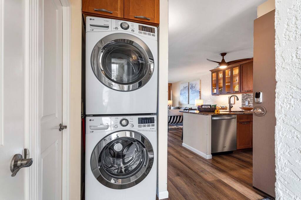 Very Clean-Newly Remodeled-Ocean Front View - Kona Very Clean-Newly Remodeled-Ocean Front View - Kona