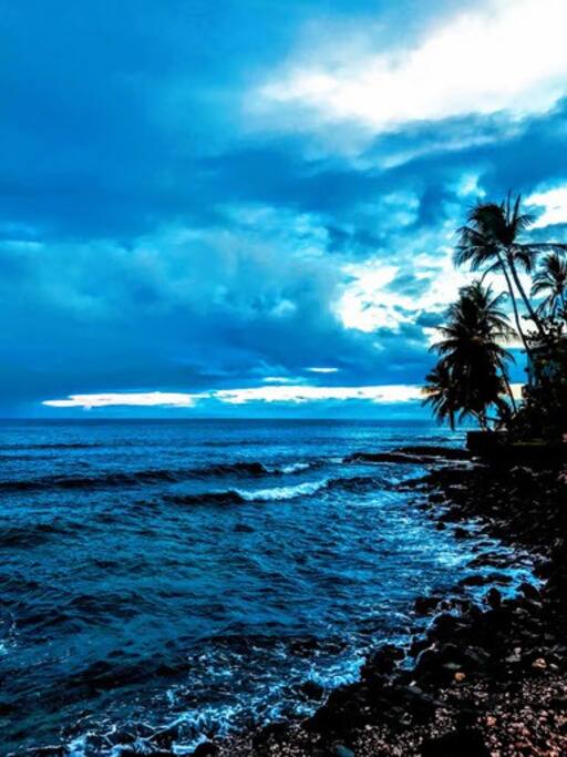 Morning Kona coast glow - New A/C Central Kona Surf House 4bd/4bth Sleeps8 - Kona