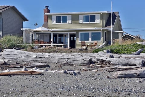 Sand Dollar House on Sunlight Beach, Whidbey