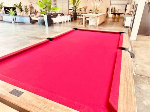 Art Foundry 10ksf Pool Pickle 10 Bedroom Sleep 40