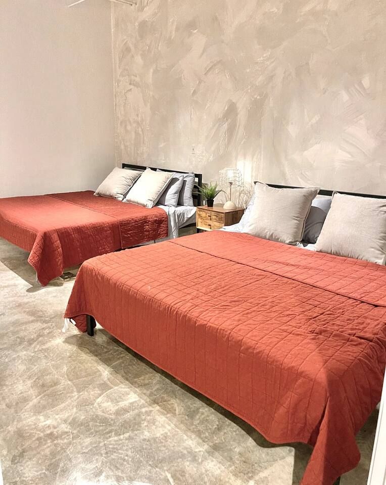 Art Foundry 10ksf Pool Pickle 10 Bedroom Sleep 40