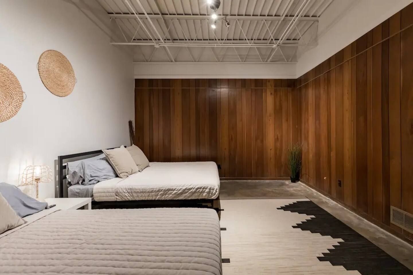 Art Foundry 10ksf Pool Pickle 10 Bedroom Sleep 40