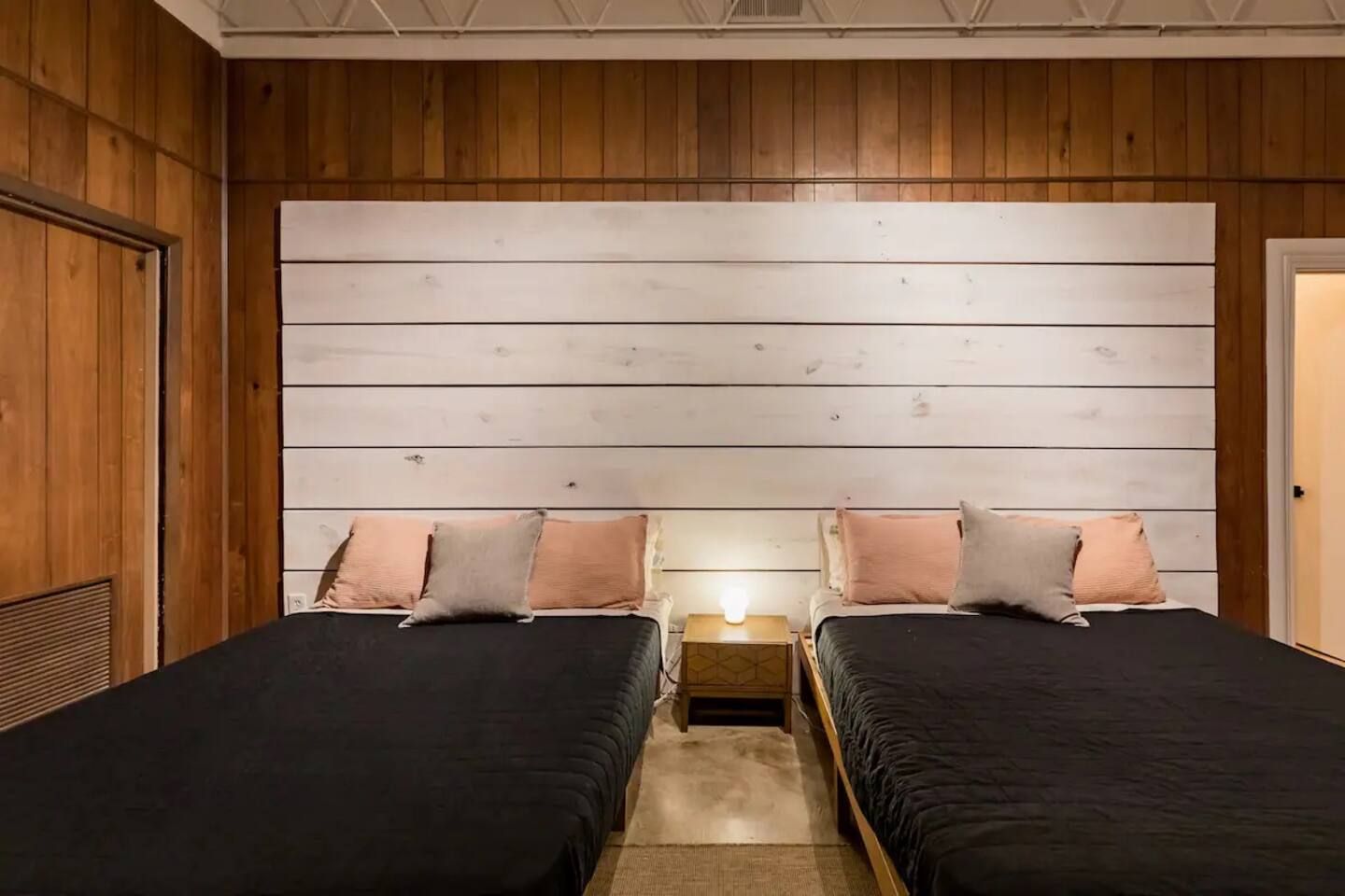 Art Foundry 10ksf Pool Pickle 10 Bedroom Sleep 40
