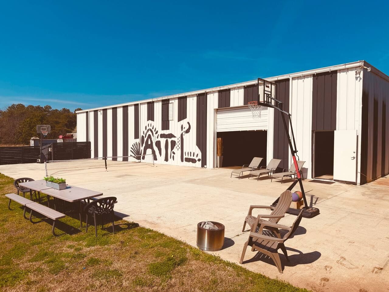 Art Foundry 10ksf Pool Pickle 10 Bedroom Sleep 40