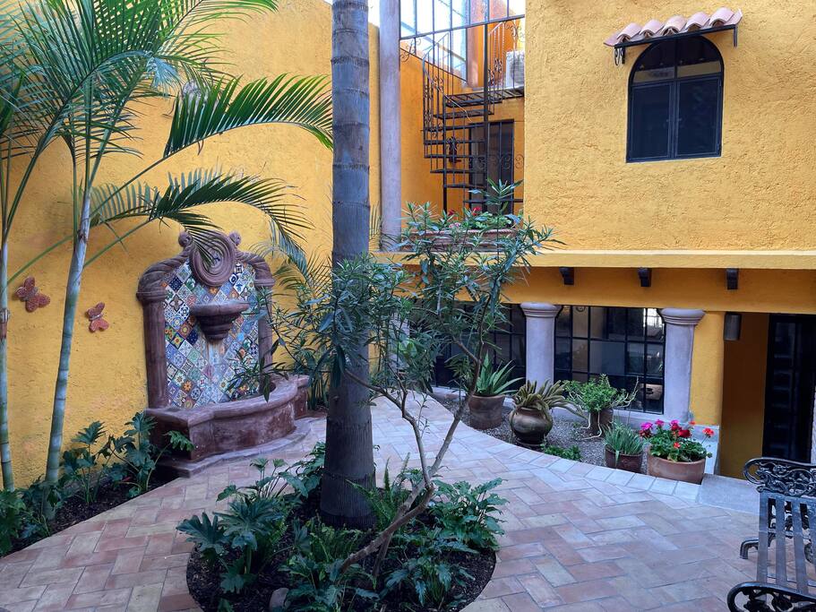 Colonial home with rooftop view - San Miguel de Allende