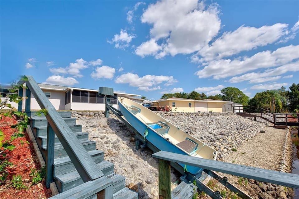 Abigial's Cottage Snowbird & pet friendly - North Port