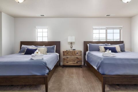 Top Southern Utah Adventures | New WiFi | Pool/Spa