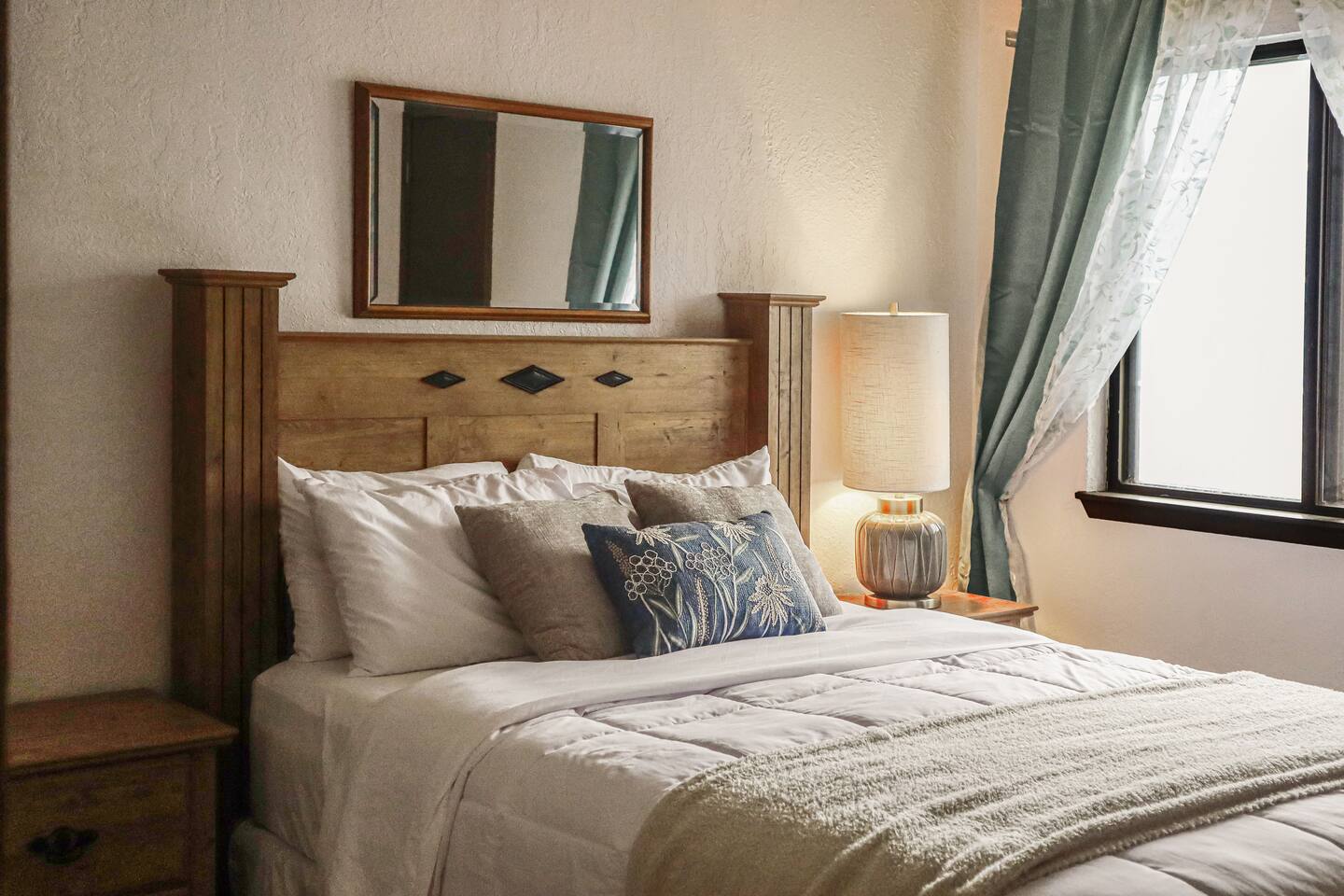 Slope-Side | Swim, Ski & Play | Starlink WiFi!