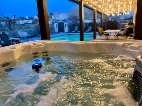 Near Zion 7BR • Heated Pool, Spa & Game Room