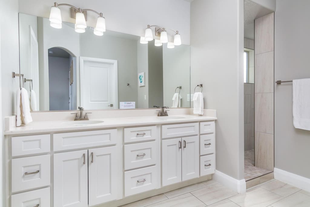 outdoor-paradise-or-private-spa-or-16+-guest/