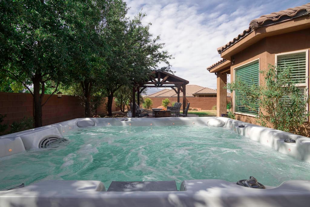 private-zion-lakeside-escape-sleeps-9/