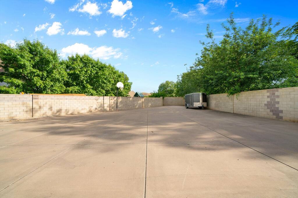 Mansion near Zions sleeps 20+| Private pool & Yard - Hurricane