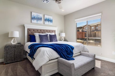 New! | Private Hot Tub | Escape to Zion
