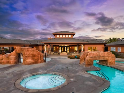 Zion Lux Escape | Pool + Hot Tub | 14 Guest