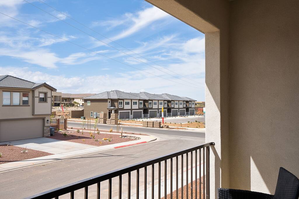 fire-+-spa-luxury-or-zion-village-or-12-guest/