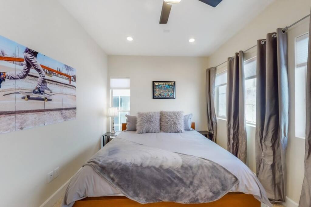 Luxury Slopeside Retreat | 10+ | Free Shuttle