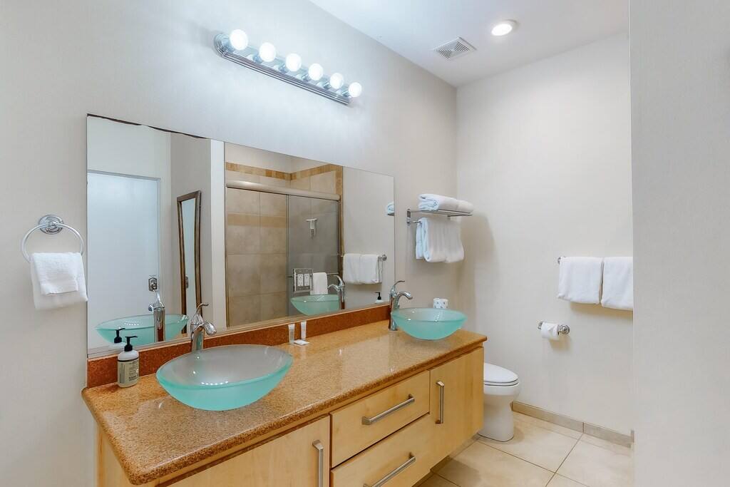 Luxury Slopeside Retreat | 10+ | Free Shuttle