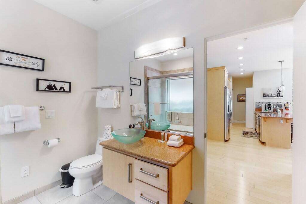 Luxury Slopeside Retreat | 10+ | Free Shuttle