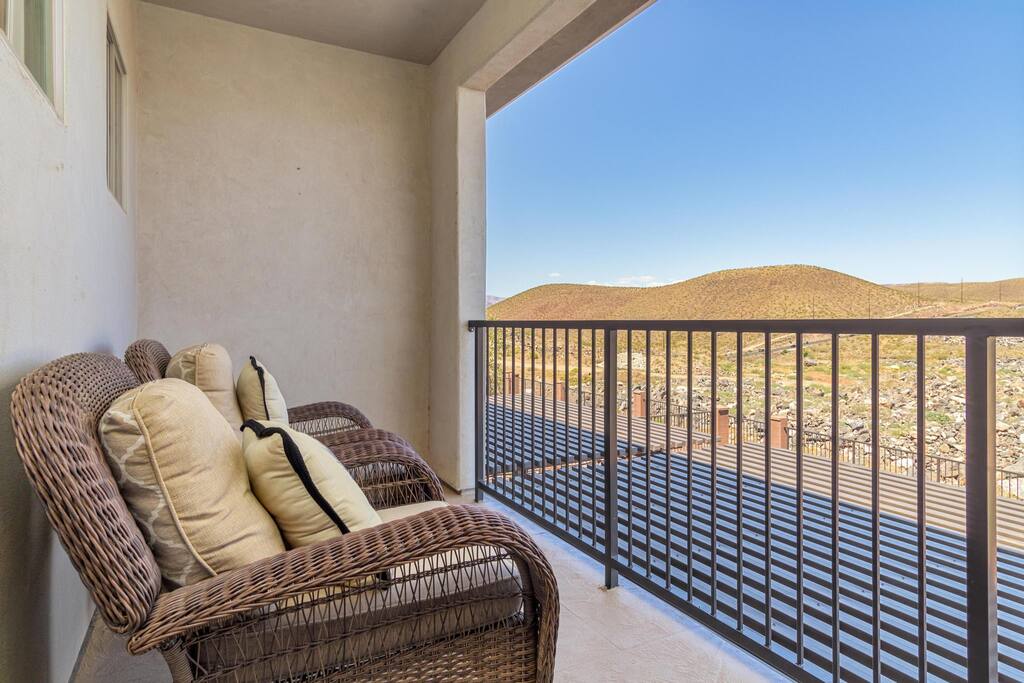 fresh+new-getaway-25-mins-to-zion-amazing-views/