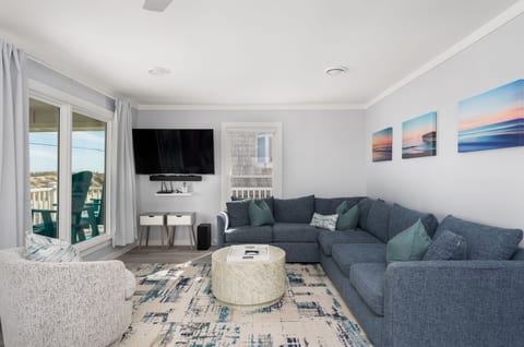 Modern Beachfront Home *Heated Pool Included*