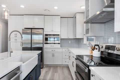 Modern Beachfront Home *Heated Pool Included*