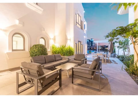 Sezavi | 6 bedroom + maid | Gorgeous view