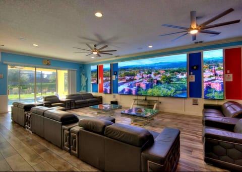 America Bowling Villa, 14 bedrooms/14.5 baths