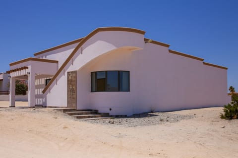05. FACHADA.jpg