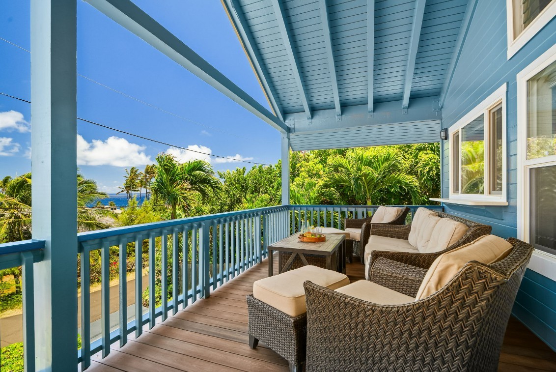 Ocean views from lanais