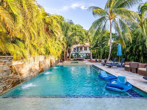 Plunge into this relaxing salt water pool with 3 waterfalls and spa with pool spillover. Once you get in, you won`t want to get out.