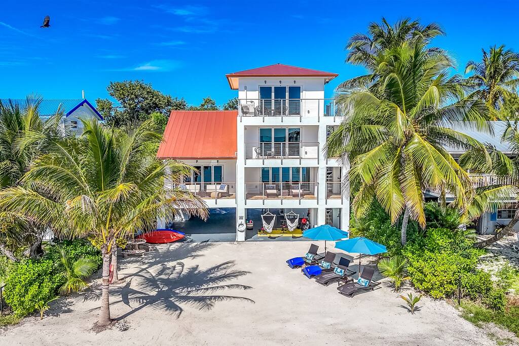 What could be better than your own private beach 3 levels of balconies give maximum access for viewing the ocean. - Casa Feliz Luxury Oceanfront w/Private Beach, Pool - Marathon