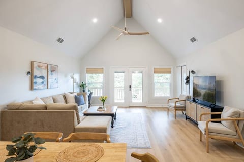 Living room with 55" smart tv and plenty of seating for everyone