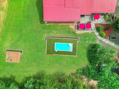 Huge Private Estate 5.2 acre 5m from DT Asheville