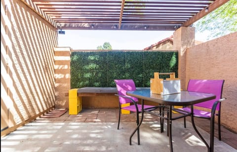 Conveniently Located Condo Near ASU