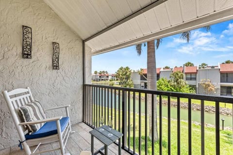 Dans Florida Condos Sea Dream at Runaway Bay