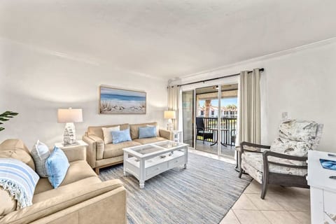 Dans Florida Condos Sandy Slippers at Runaway Bay