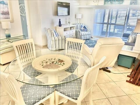 Dans Florida Condos Ocean Pearl at Runaway Bay