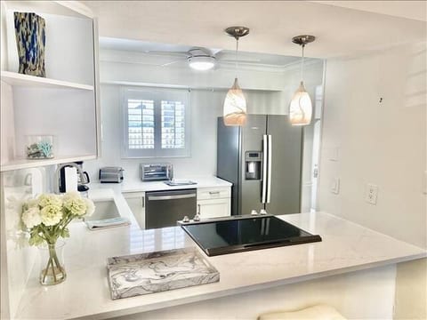 Dans Florida Condos Ocean Pearl at Runaway Bay