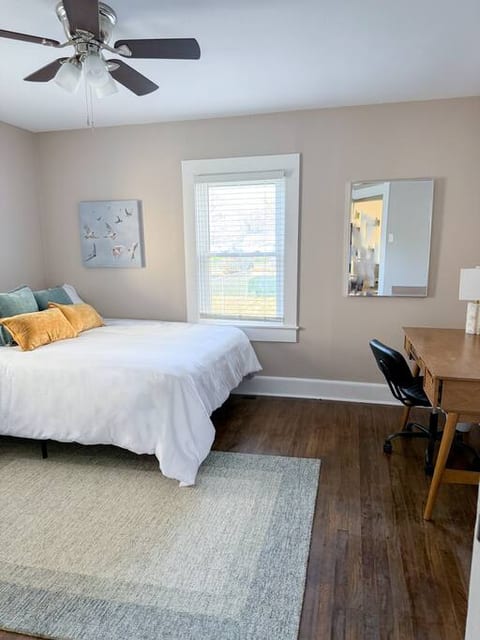 Charming 2 bedroom Home