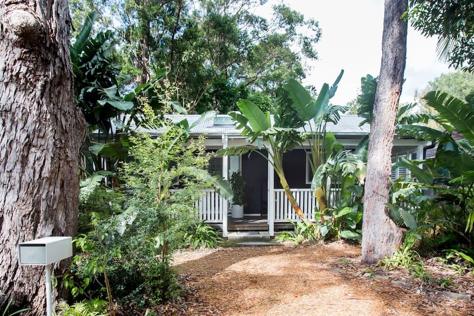 4BR Beach House - Pearl Beach