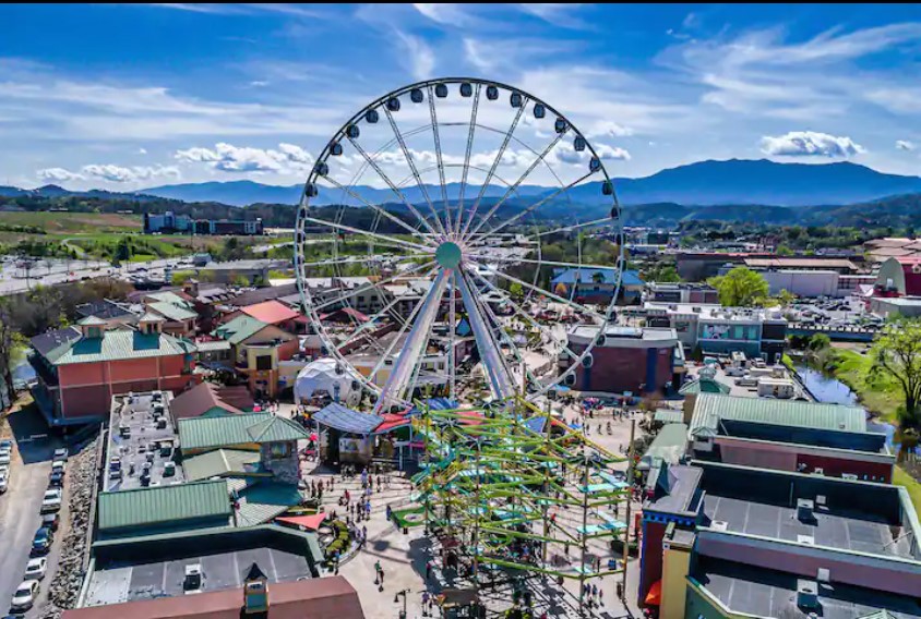 The Island in Pigeon Forge - A Top Notch Lodge - Gatlinburg