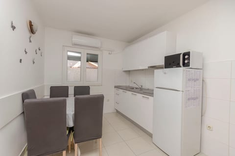 Apartments Anita summer - Unit 1049-61