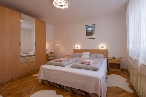 Apartment Perović - Unit 1166-61