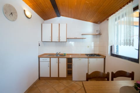 Apartments Crljenko - Unit 1388-61