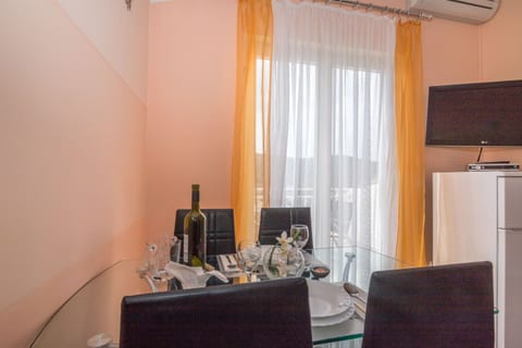 Apartments Mirjana - Unit 1561-61