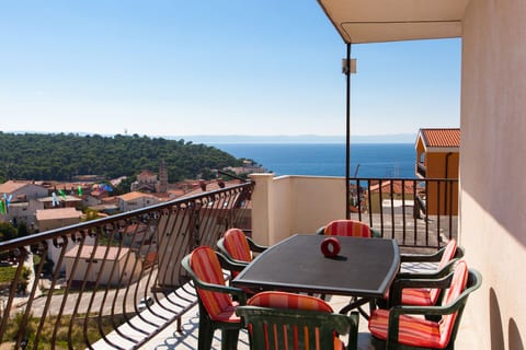 Apartments Verica - Unit 1669-61