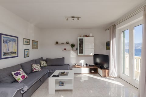 Apartments Mare - Unit 1704-61