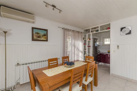 Apartments Mare - Unit 1704-61