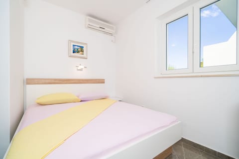 Apartment and Rooms Mato - Unit 1823-61