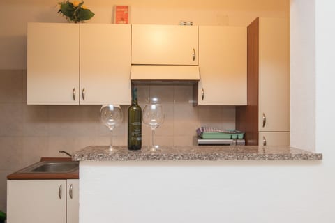 Apartment Matea - Unit 1953-61